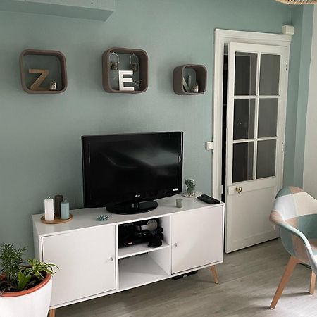 Au Bas De Montmartre ! Apartamento Paris Exterior foto